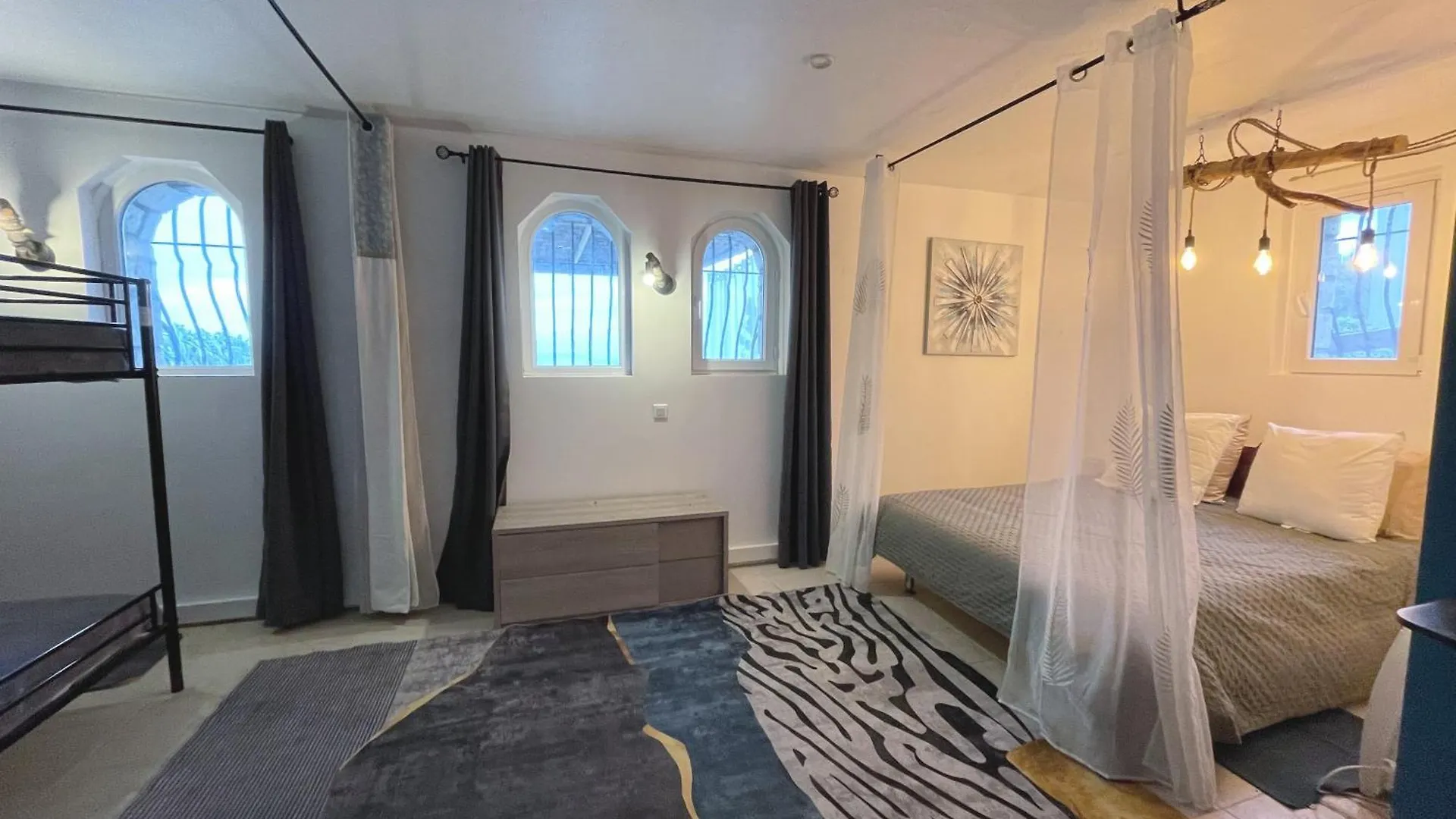 Villa Paloma - Great Location - Sea View - Alps Antibes 0*,  Francie