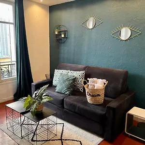 Vieil Apartment