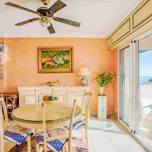 A6- 2 Bdr Incredible Sea View - Ac, Garage & Terrace Apartment