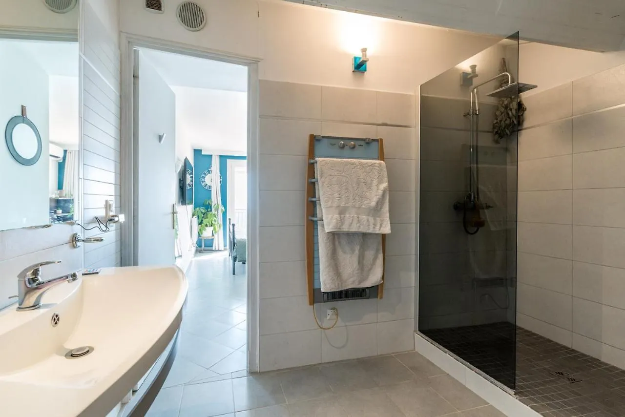 Villa Paloma - Great Location - Sea View - Alps Antibes