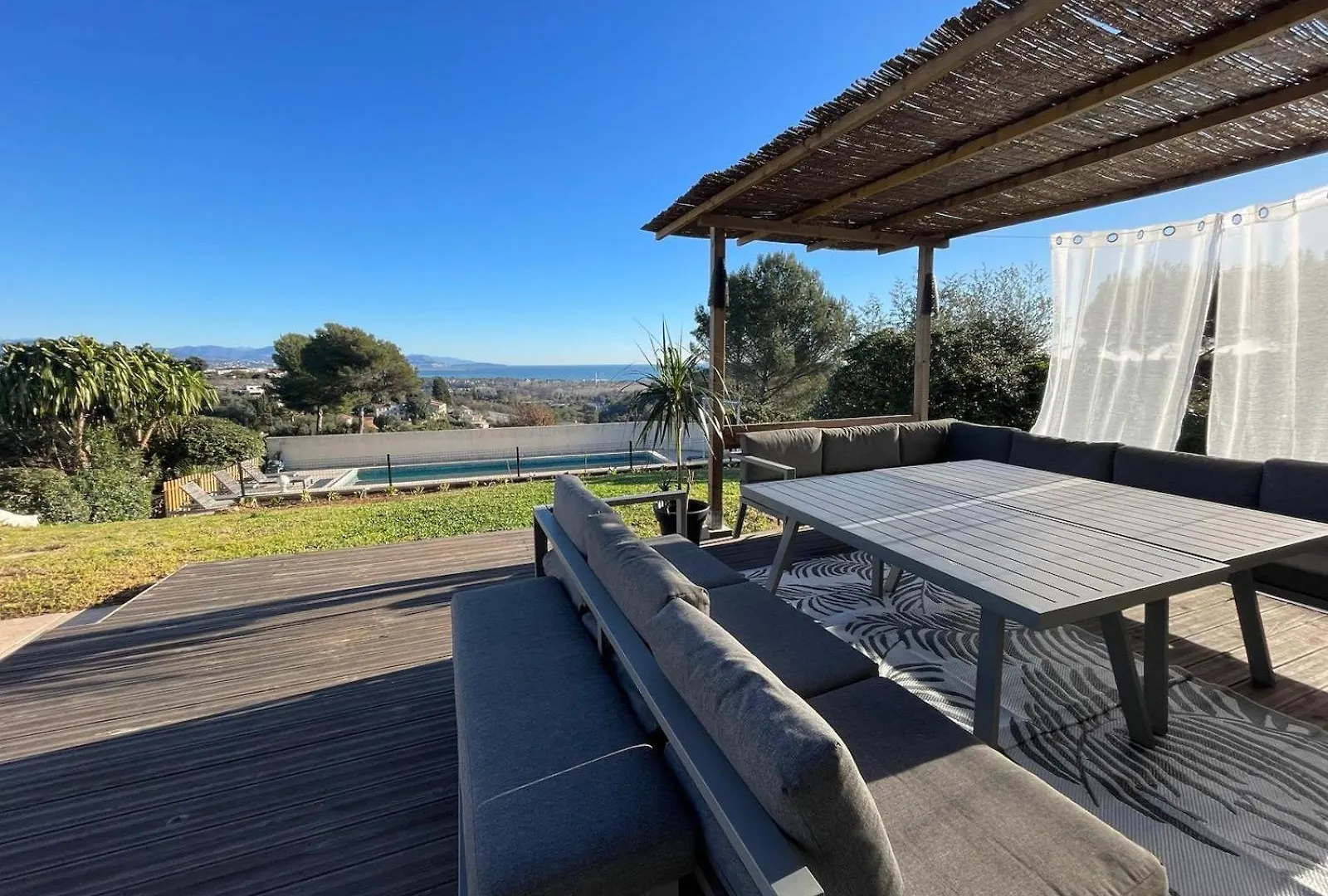 Holiday home Villa Paloma - Great Location - Sea View - Alps Antibes