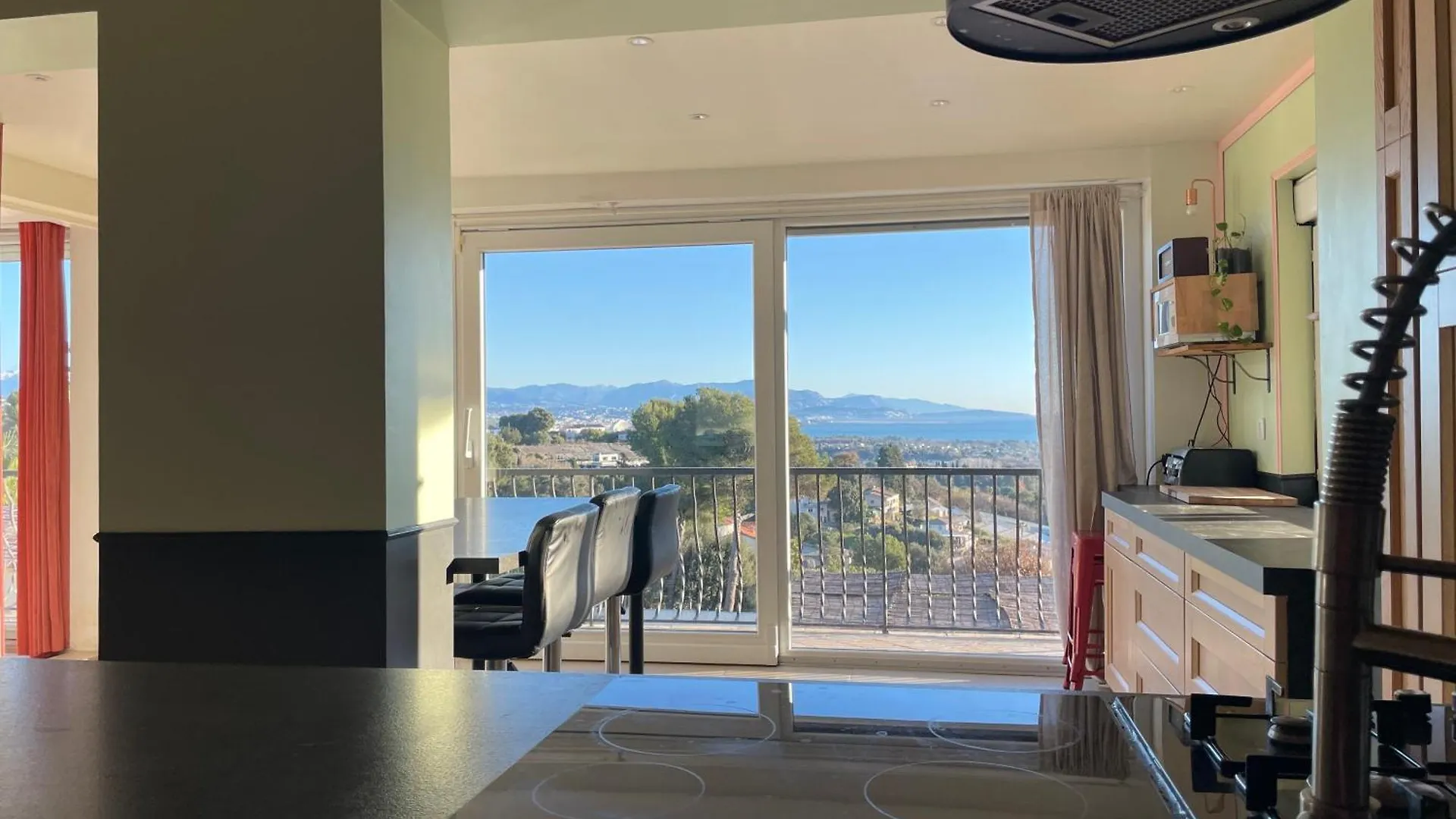 Villa Paloma - Great Location - Sea View - Alps Antibes Holiday home